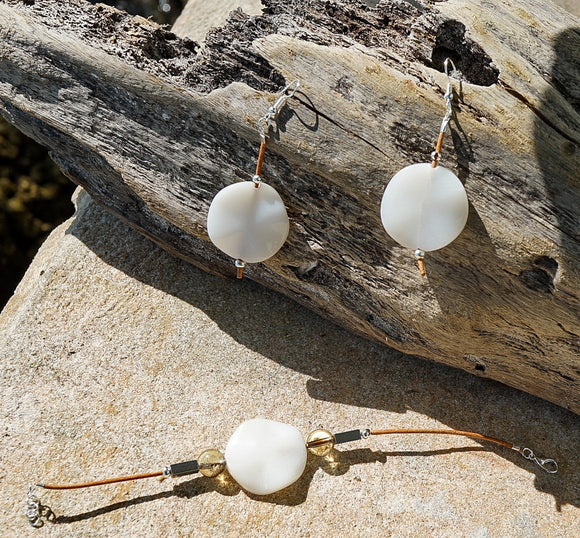 White Agate Rope Earrings and White Agate and Topaz Beads Rope Bracelet